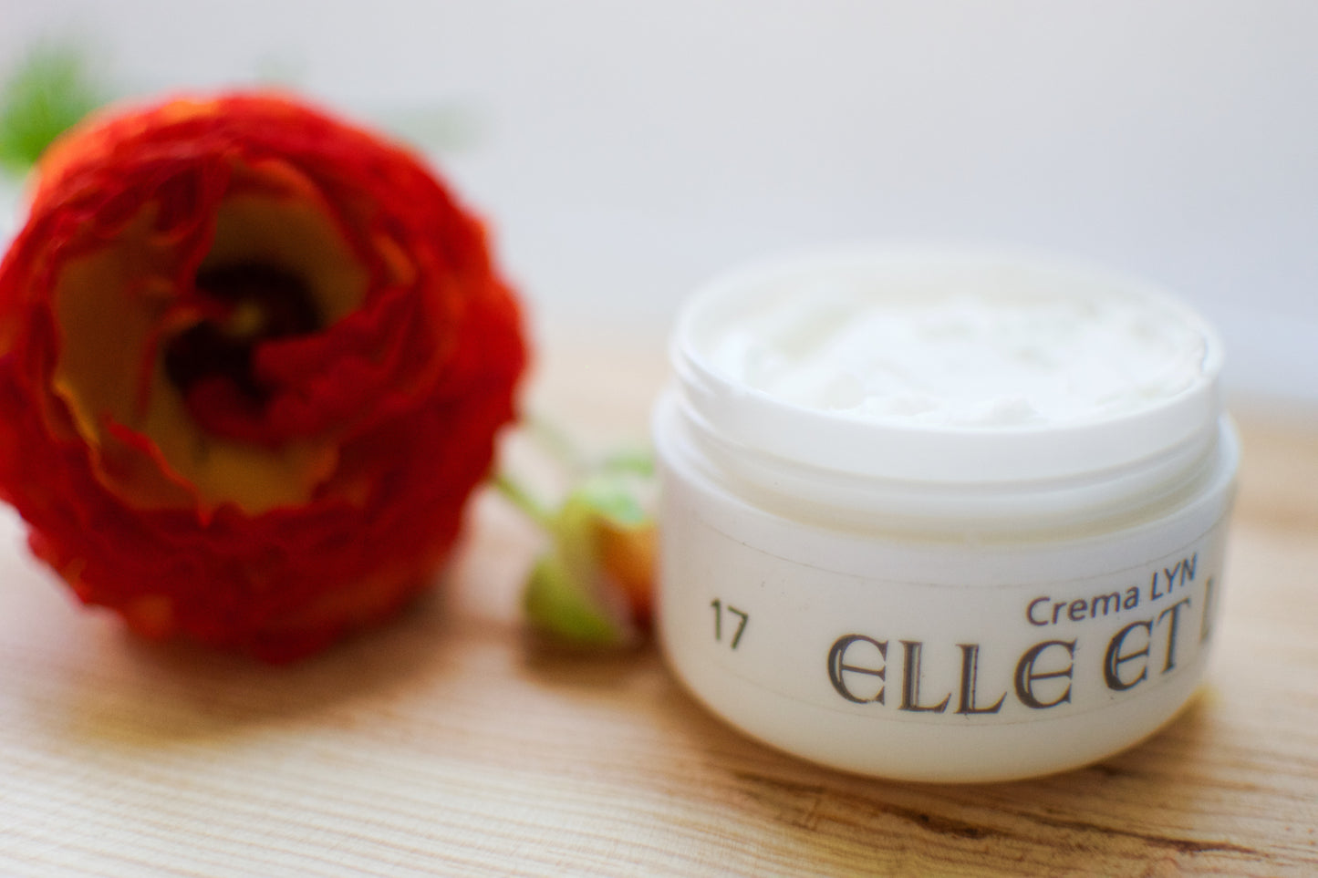 Extra Nourishing Night Face Cream – Overnight Hydration & Age-Defying Renewal